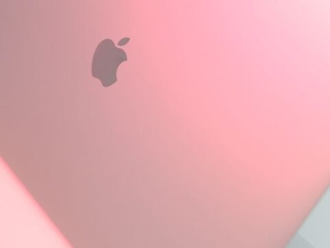 ‘MacBook Ultra’ Coming Soon With Touchscreen and 5 Other Changes – MacRumors